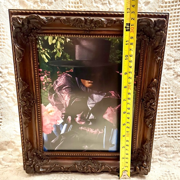 Victorian Ornate 3D Photo  Picture Frame Dark Brown Wood  Wall Mounted 11x13 - Picture 12 of 16